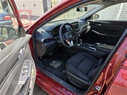 نيسان ألتيما